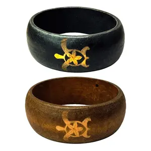 Natural Wood Honu Bangle