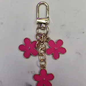 Hot Pink Daisy Flowers Kindle Charm