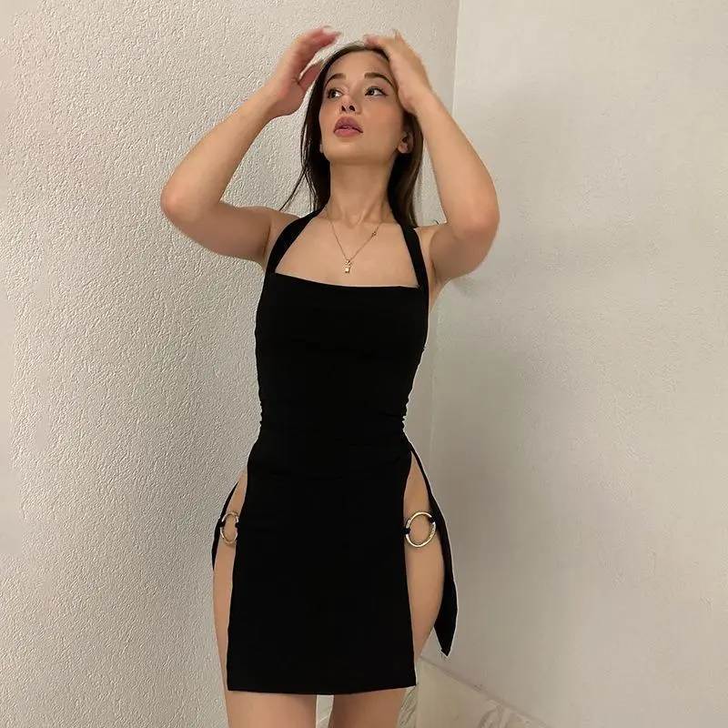 Women's Backless Halter Neck Maxi Dress - Stylish Women's Wear Sleeveless Gown with Ring Detail, Thigh Split for Summer Parties (Sports & Outdoor Protective Gear Compatible), Chic, Ladies
