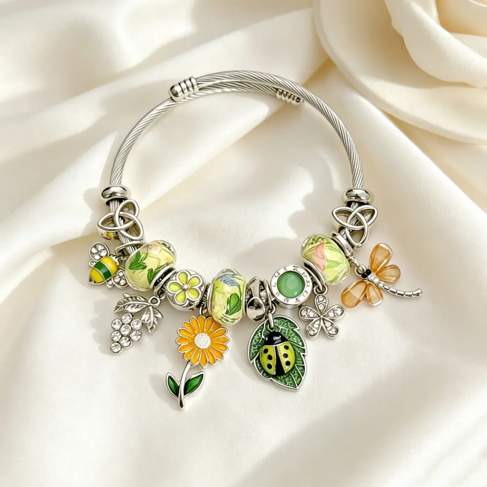 Women's Nature Charm Bracelet - Adjustable Open Cuff Charm Bracelets with Sunflower, Daisy, Duck, Bee, Garden-Inspired Interchangeable Removable Beads, Gift-Ready Cute Fashion Costume Jewelry