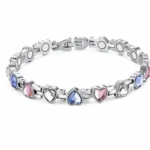 Women's Adjustable Vintage Heart-Shaped Crystal Magnetic Bracelet - Sparkling Diamond-Like Gemstone-Set Silver Chain, Ideal for Daily Wear or Gifting, Bracelets
