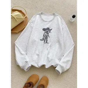 Women’s Raccoon Print Off-Shoulder Sweatshirt, Autumn/Winter Casual Long-Sleeve Crewneck Hoodie, Women’s Everyday Wear GARMENTARY