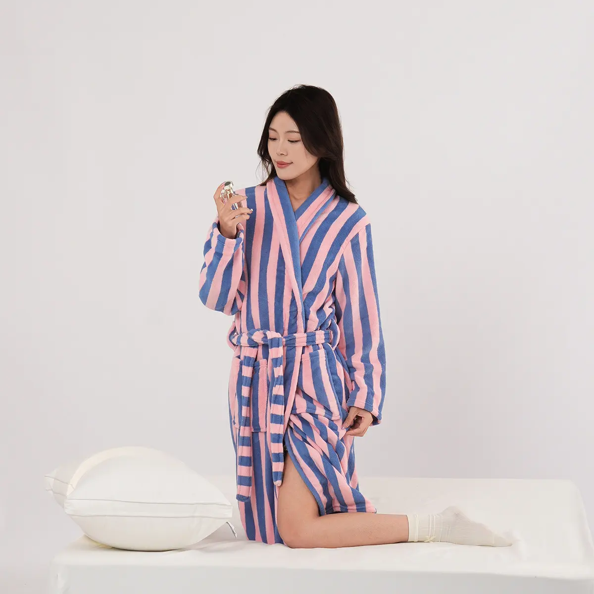 Women Winter Plush Robe Long Sleeve Lapel Tie-up Stripe Heart Candy Triangle Prints Sleepwear Loungewear��gift�� Pajama Womenswear Women Winter Plush Robe Long Sleeve Lapel Tie-up Stripe Heart Candy Triangle Prints Sleepwear Loungewear��gift�� Pajama Womenswear