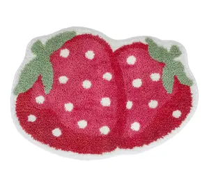 VCNY Home Red Strawberry Shaped Tufted Bath Rug, 18" x 27