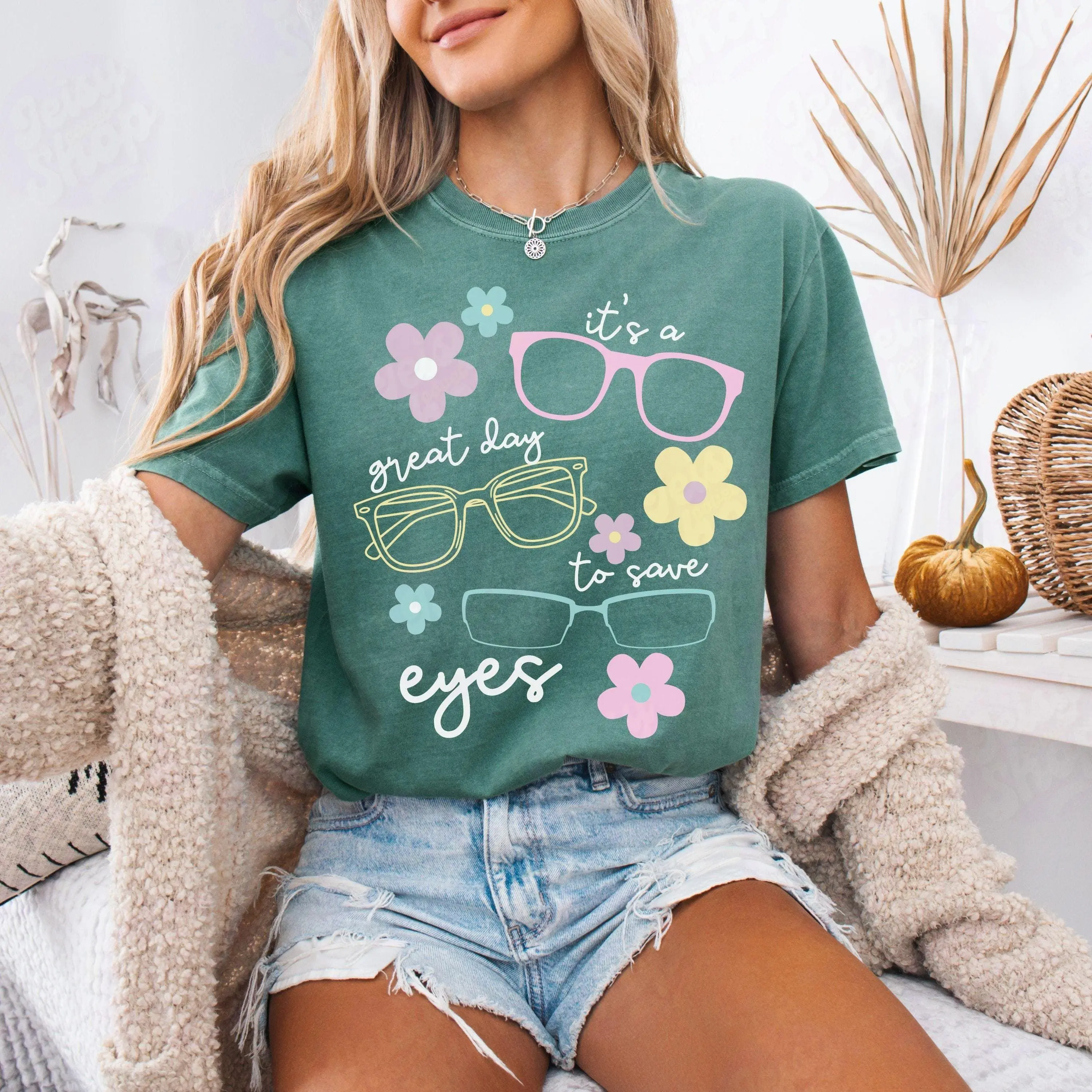 It's a Great Day to Save Eyes, Optometry Comfort Colors Shirt, Funny Optometrist Shirt, Optician Ophthalmologist Gift, Eye Care Vision Crew