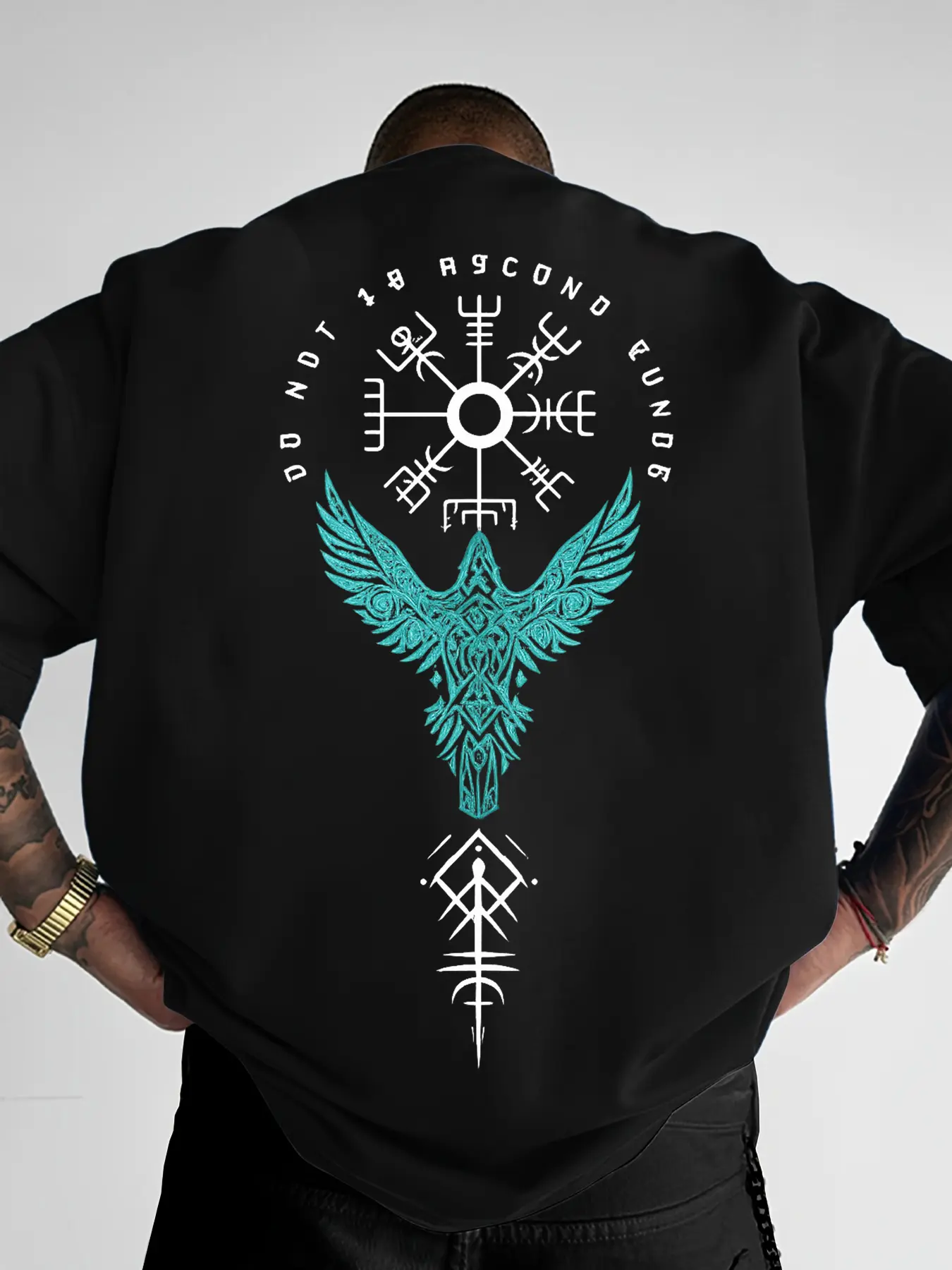Men's Norse Rune & Animal Raven Graphic Long Fitted T-Shirt, Round Neck, Nordic Mythology Theme Streetwear, Fashion, Urban Outfit with Cultural Print, Soft Fabric, Versatile for Relaxed Evenings & Casual Hangouts, Ideal for Wardrobes Top Menswear