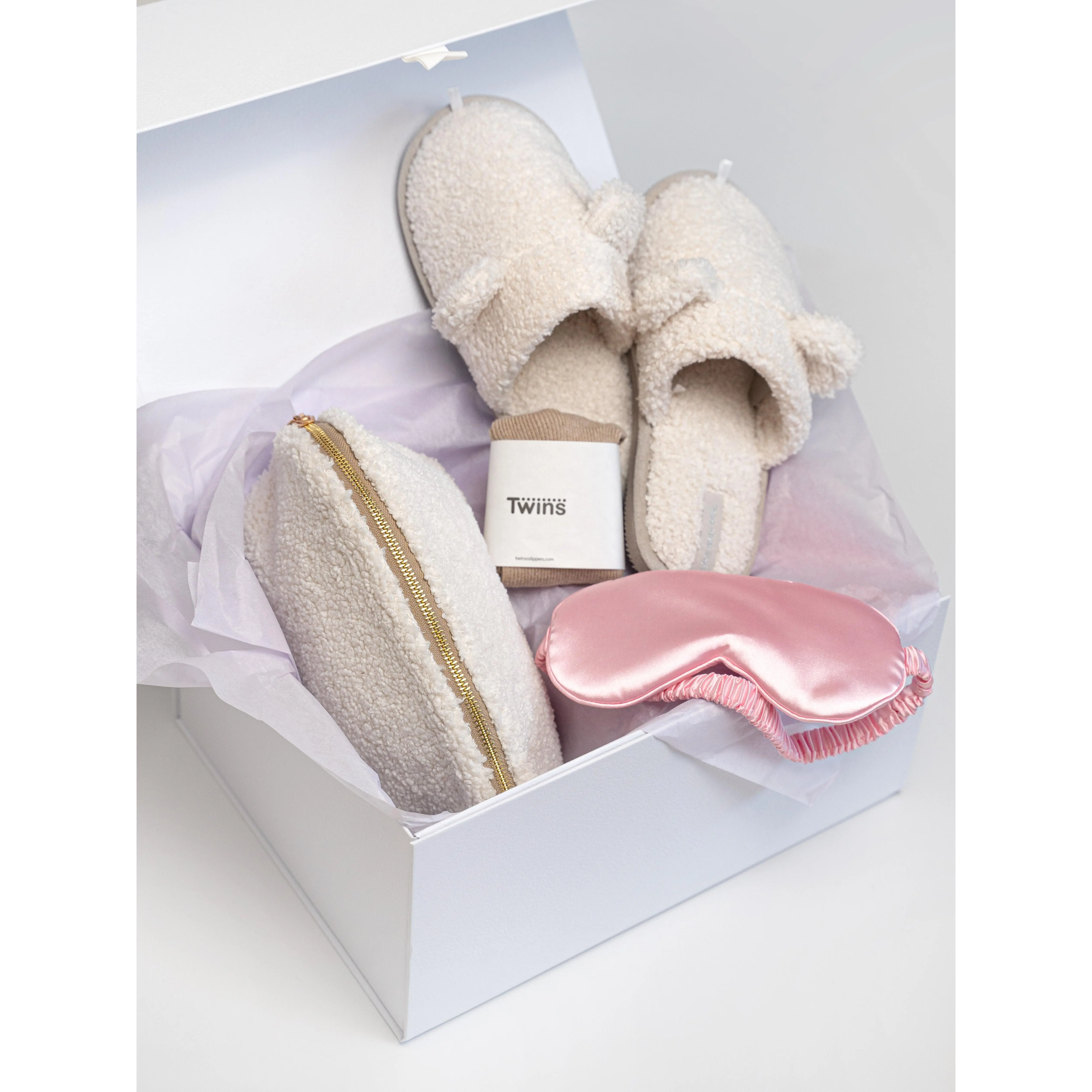 "Teddy Ritual" - Capsule Set Slippers & Pouch for Women - Faux Fur, Satin Sleep Mask, Cotton Socks - Soft Cozy Gift-Ready Footwear