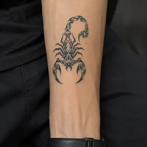 Scorpion — Bold Fine Line