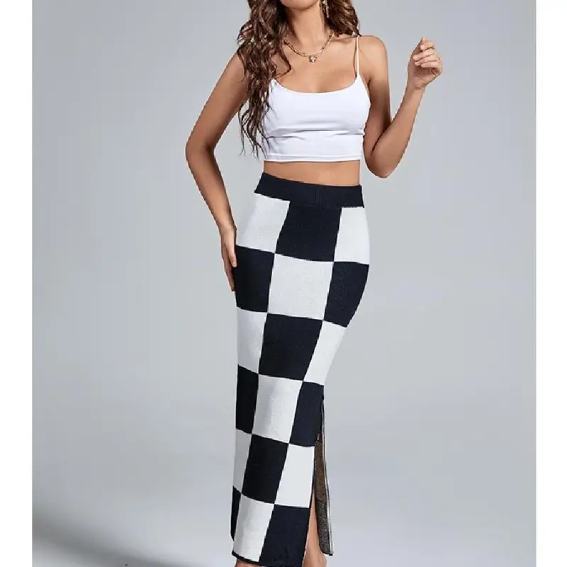 Women's New Year Chic High-Rise Contrast-Color Knitting Skirt - Stretchy Poly-Spandex Fabric, Sleek Shape, Dress-Up Midi, Fitted Maxi Black Skirts for Women, Comfortable Dressy Bottoms