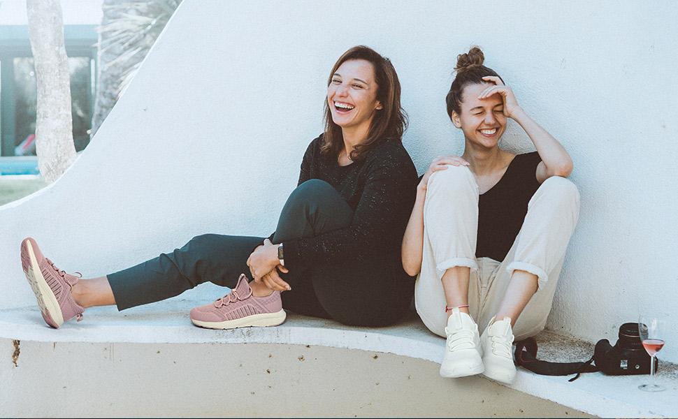 Women's Slip On Walking Shoes Lightweight Breathable Mesh Sneakers Comfortable Athletic Tennis Shoes for Nursing Work Casual