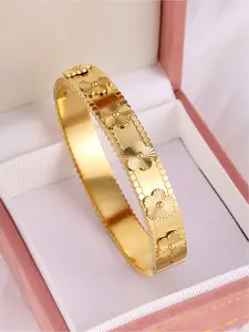 Vintage 4 Leaf Clover Gold Bangle, Non-Tarnish Stainless Steel Statement Bracelet, Flower Design Bracelet, Daily Wear Jewelry