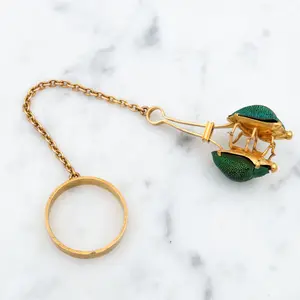 rare antique Egyptian Revival 14k gold scarab beetle handkerchief holder with ring