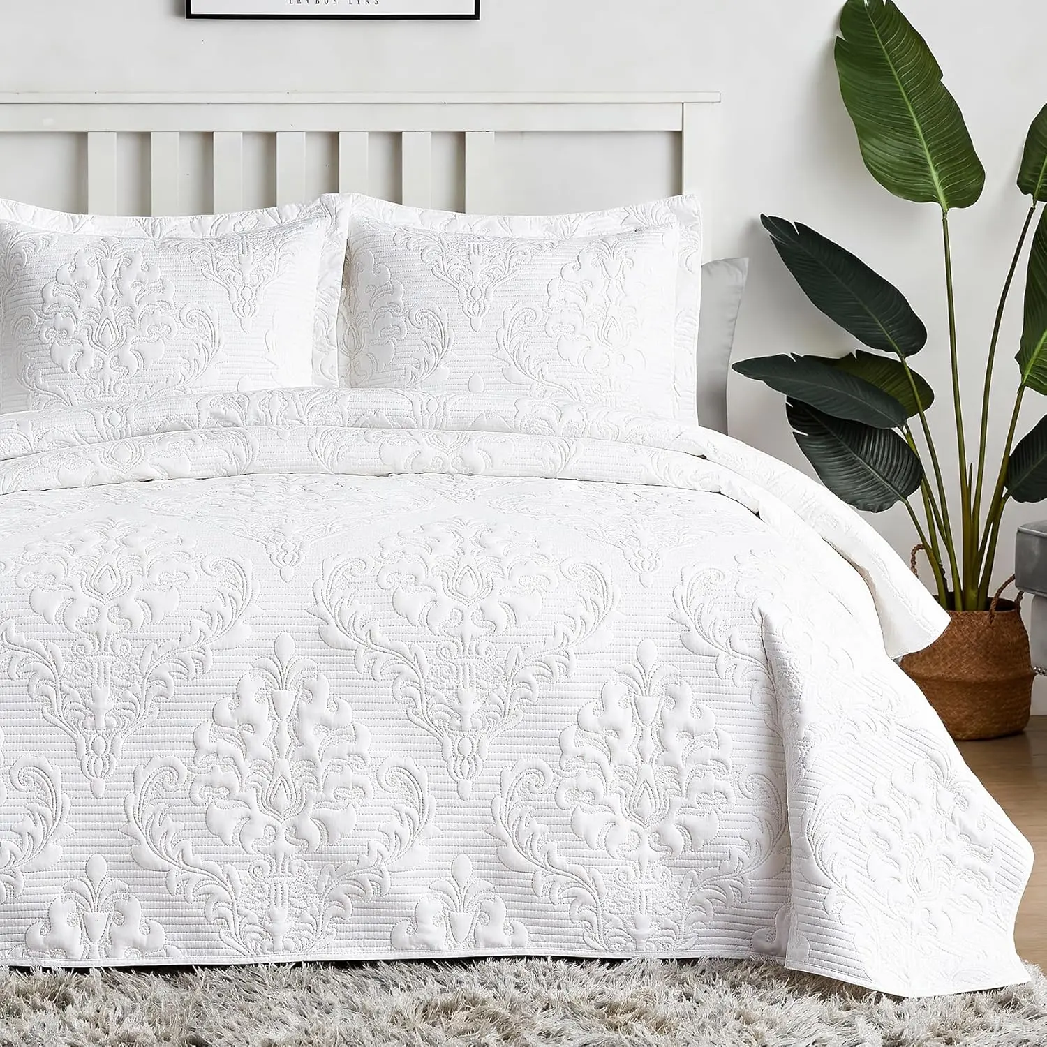 Hansleep White Quilt Queen Size - Ultrasonic Summer Bedspread Queen, Soft Lightweight Coverlet Bedding Set, 3 Pieces (1 Quilt, 2 Pillow Shams)
