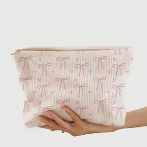 Bow-Themed Makeup Bag, Cosmetic Pouch - Bow Print Pattern, Durable Polyester Zippered Bag, Travel Toiletries Organizer, Travel Cosmetic Bags, Lightweight Zippered Bag, For Beauty Enthusiasts, Gift For Sisters, Students, And Adults, Random Prints