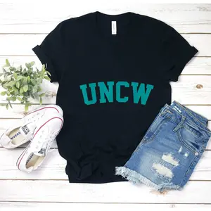 UNCW Arch Vintage Retro College Athletic Sport T Shirt