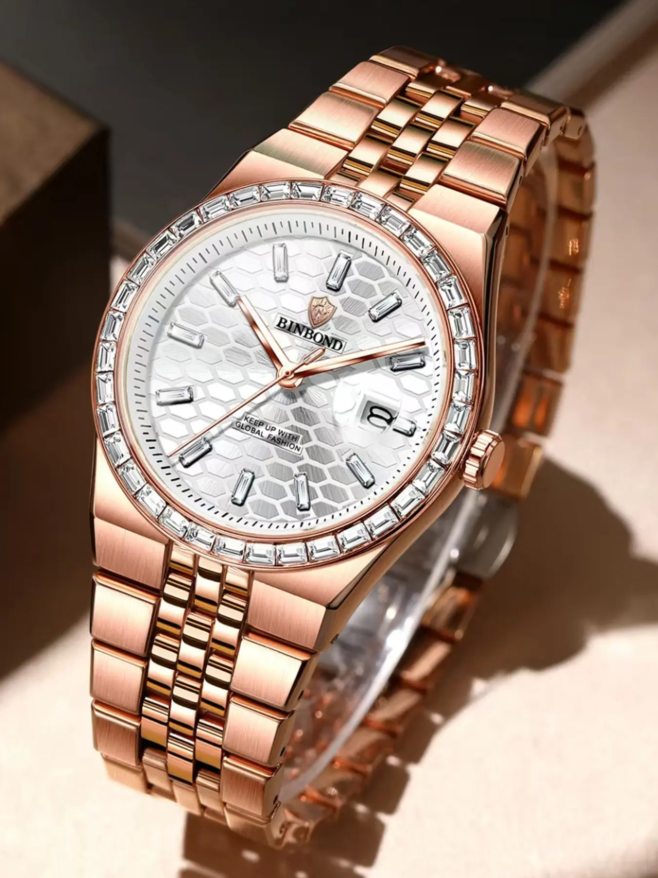 A men's rose gold steel strap high-grade business casual with a diamond calendar and quartz movement High Quality Watches Business Fashion Analog Quartz Watch