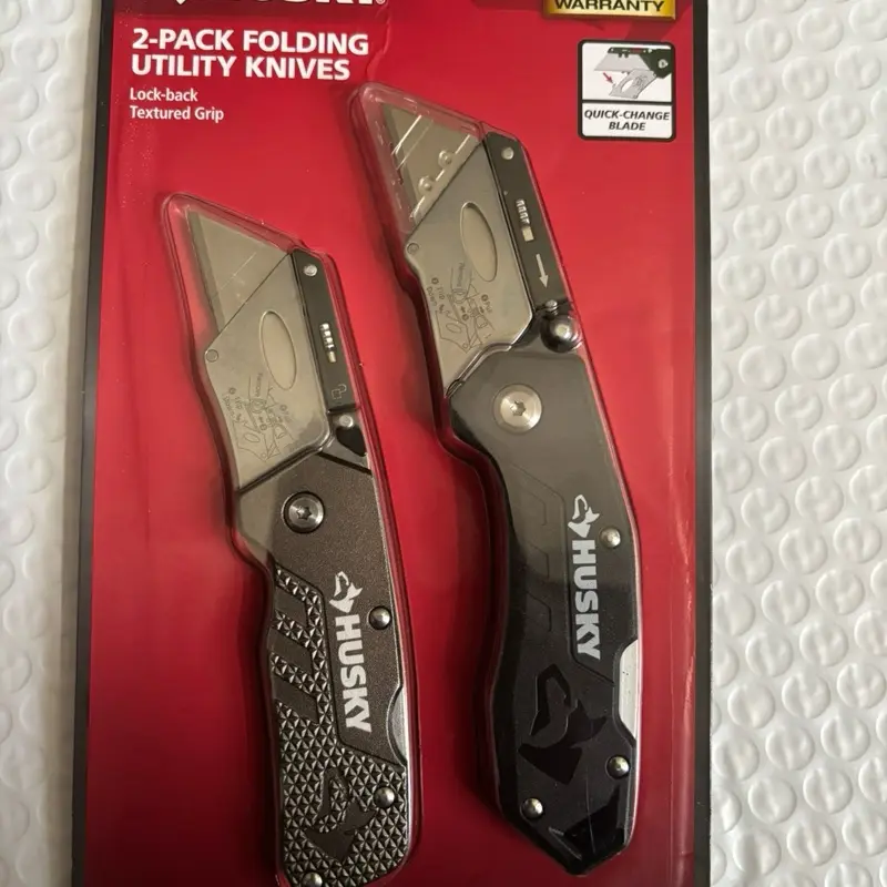Husky 2-Piece Set Folding Utility Knife.