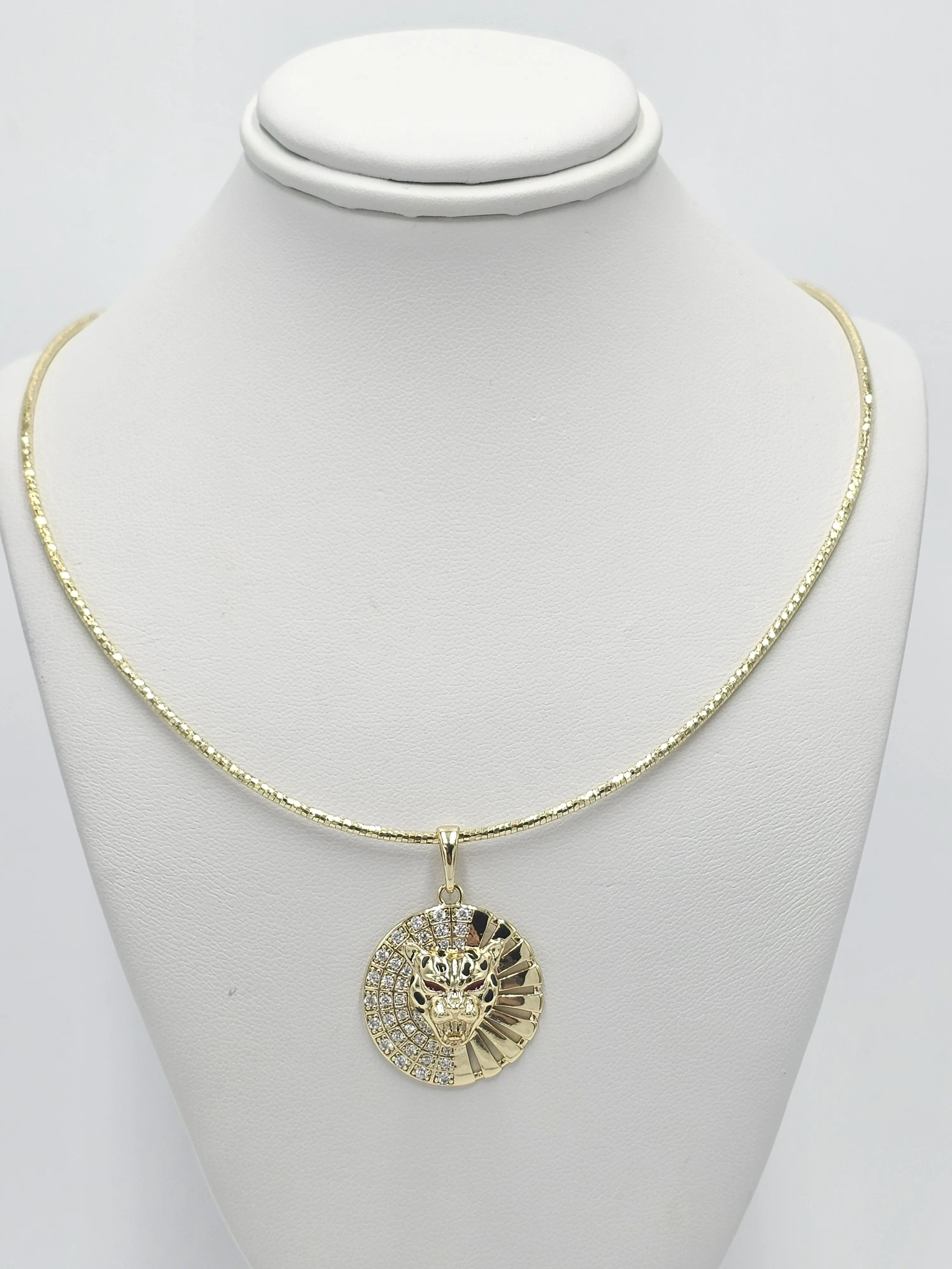 Aro Chain with Leopard Pendant 42cm - Unique Design for Everyday Wear