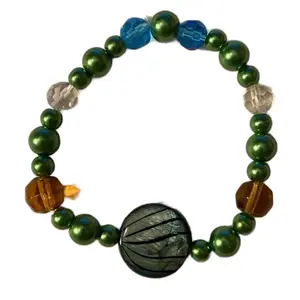 Painted Seashell with Glass Beads Bracelet