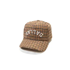 Houndstooth - BROWN / TAN