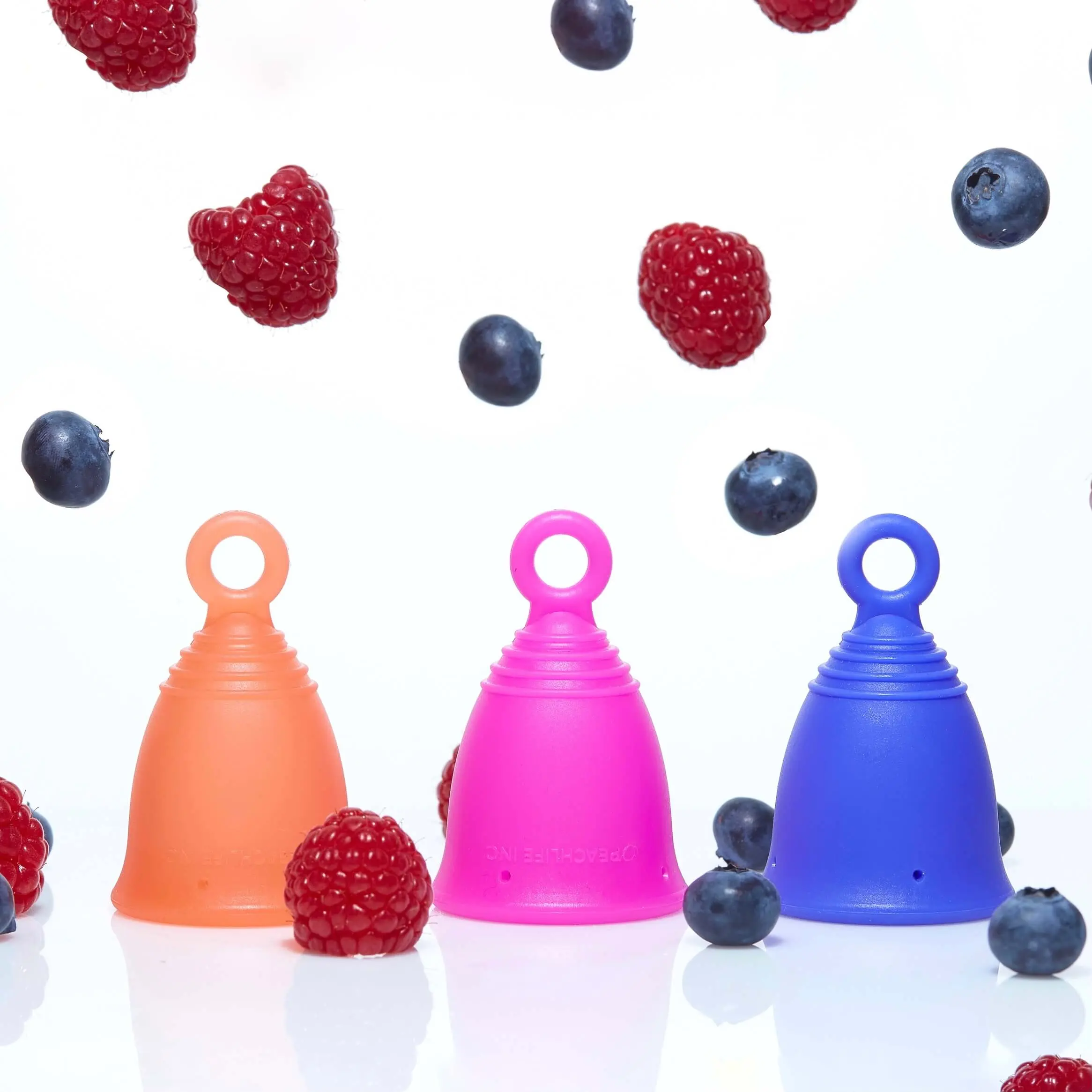 Peachlife® 3 Pack Ring Stem Menstrual Cups 28 ml Medium Size - Soft, Medium Firm and Extra Firm