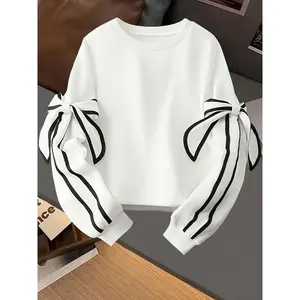 Plus-size women’s crewneck sweatshirt with butterfly-knot decorative sleeves, a casual fashion pullover for spring and autumn