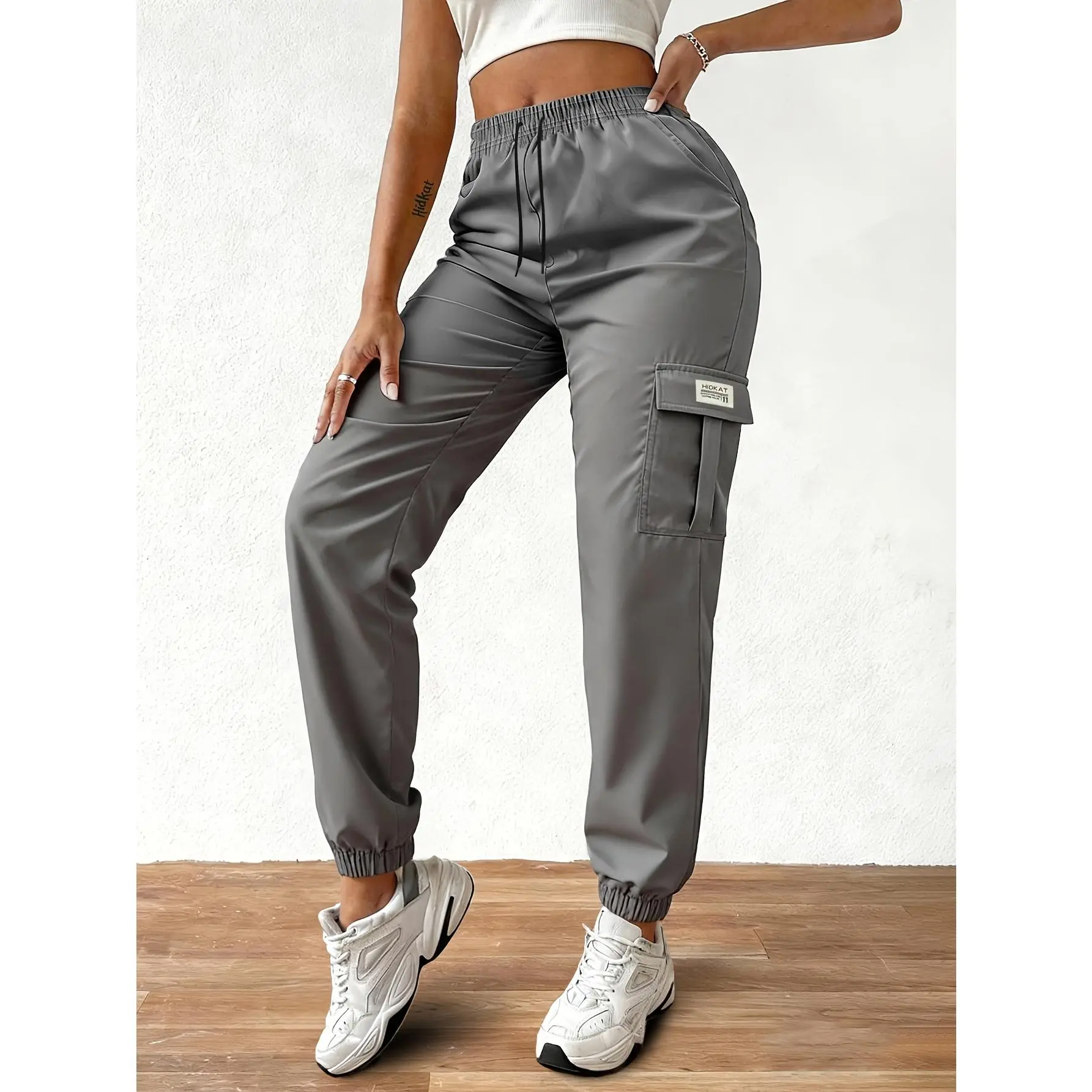 Women's Lightweight Cargo Pants - Adjustable Waist, Thin Long Pants with Flap Pockets & Letter Patch, Suitable for Travel & Outdoor Activities - Solid Color Casual Pants (For Spring, Summer & Autumn)