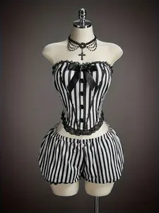 Women's Halloween Gothic Striped Corset Crop Top & Low Waist Lantern Shorts Set Outfit, Tight-Fitting Role-Playing Costume, Perfect for Parties