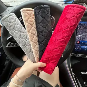 Plush Car Seat Belt Shoulder Pad Cover, Comfortable Plush Material, Universal Fit Design, Perfect for Driving Safety & Comfort, Car Interior Accessory