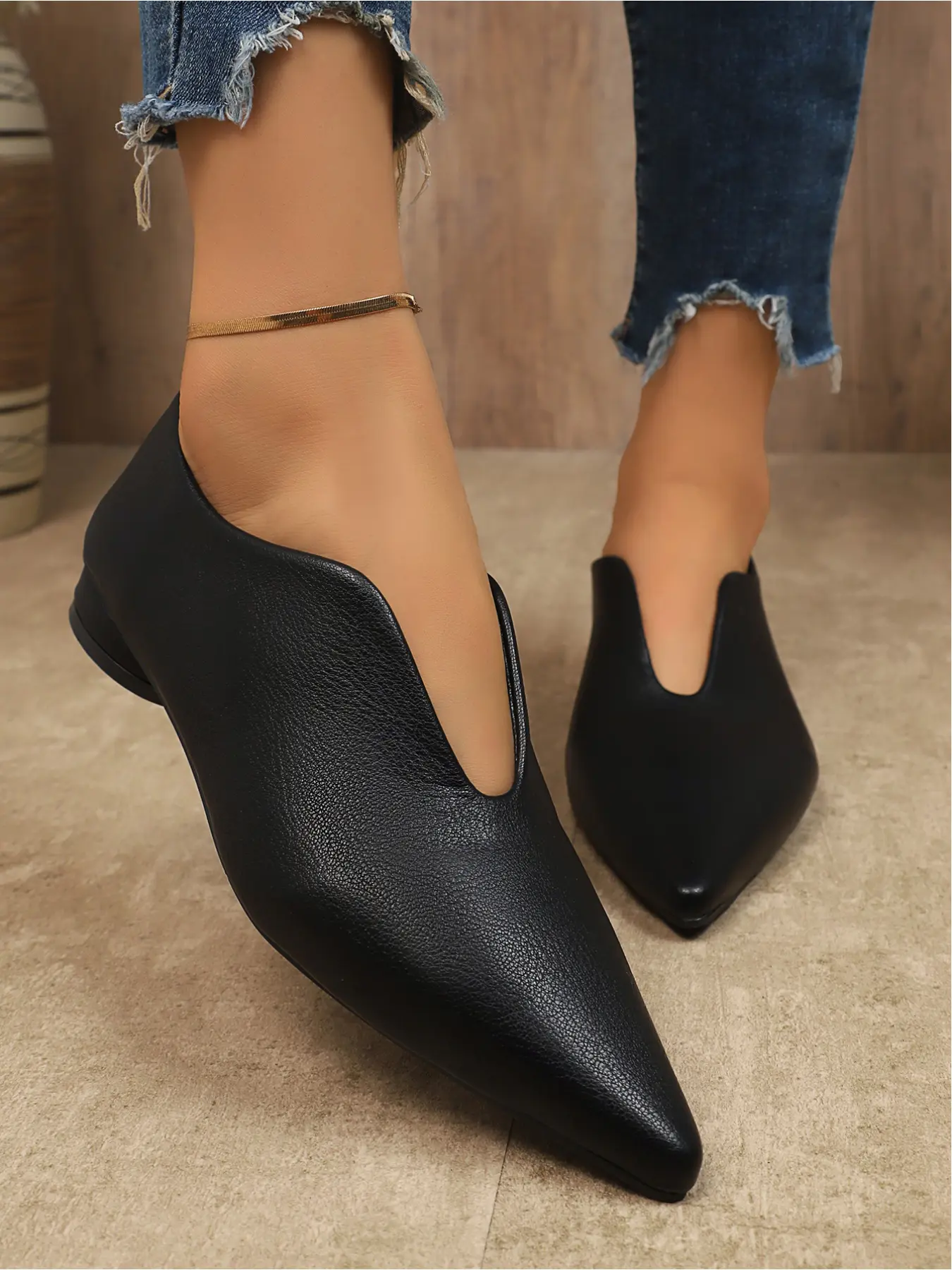New French Retro V-Neck Pointed Toe Low Heel Women's Flat Casual Shoes, Stylish Slip-Ons for Lazy Days, Versatile Fashion Work Boots, Casual Loafers, Flats Shoes, Fashionable Flats