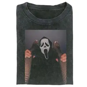 SCREAM BT T-SHIRT, Graphic T-shirt, Y2K 90s Graphic Shirt, gift for her, him, Womenswear Top, Halloween Shirt