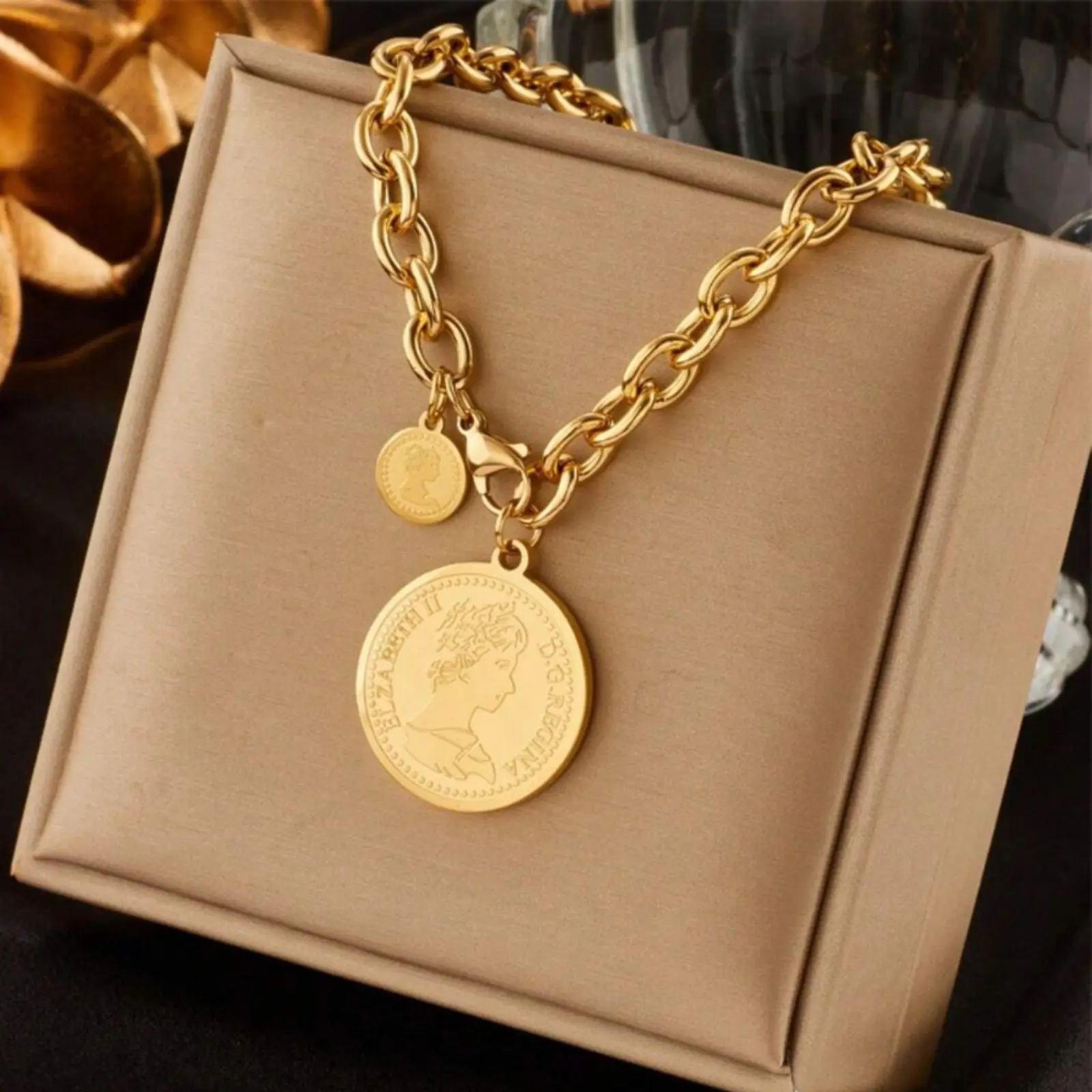 18k gold plated necklace vintage portrait medallion pendant Punk OT lock simple choker necklace delicate style for women