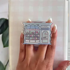Cozy Bookshop Storefront Magsafe Phone Grip – Magnetic Pop Socket & Kickstand – Reader Gift