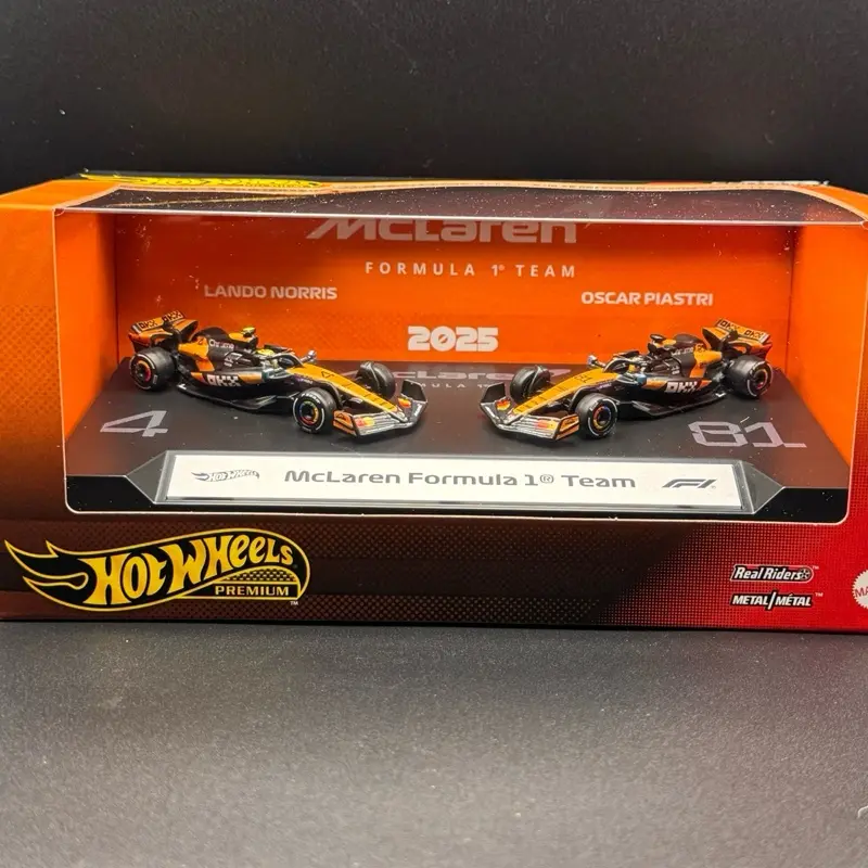 Hot Wheels Formula 1 McLaren Team Piastri #81 and Norris #4 2-Pack Premium 1:64 Vehicle