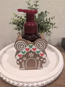 Mouse Gingerbread House Soap Holder