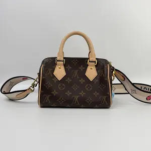 Pre-owned Louis Vuitton coated canvas handle bag LV Speedy 20 with black adjustable shoulder straps【The Vault】