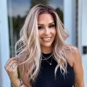 Tori by AISOM Soft Wave 16 Inches Apricot Free Part Synthetic Lace Front Wigs with Scandinavian Hairline Fashion Women Gluless Wig Low Density