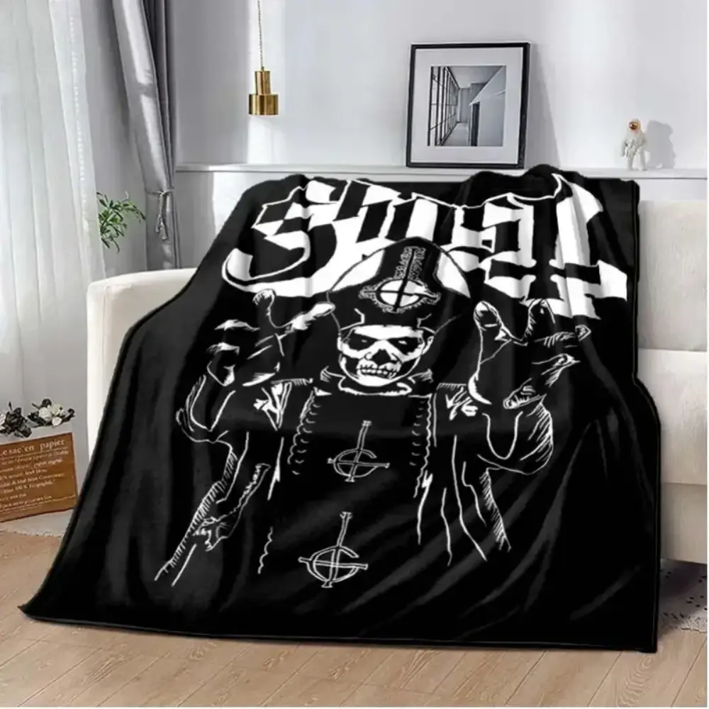 Halloween Ghost Blanket, Gothic Skeleton Rock Band Throw Blanket, Spooky Black Blanket for Couch Sofa Bed, Dark Aesthetic Home Decor, Horror Theme Blanket for Bedroom Living Room, Cozy Fleece Blanket Gift for Music Lovers