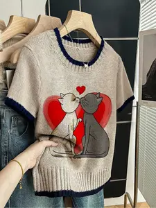 Cartoon Cat Print Round Neck Sweater for Women, Comfortable Short Sleeve Knit Top for Casual Wear All Seasons, Trendy Autumn Winter Fashion, Lightweight Knitwear