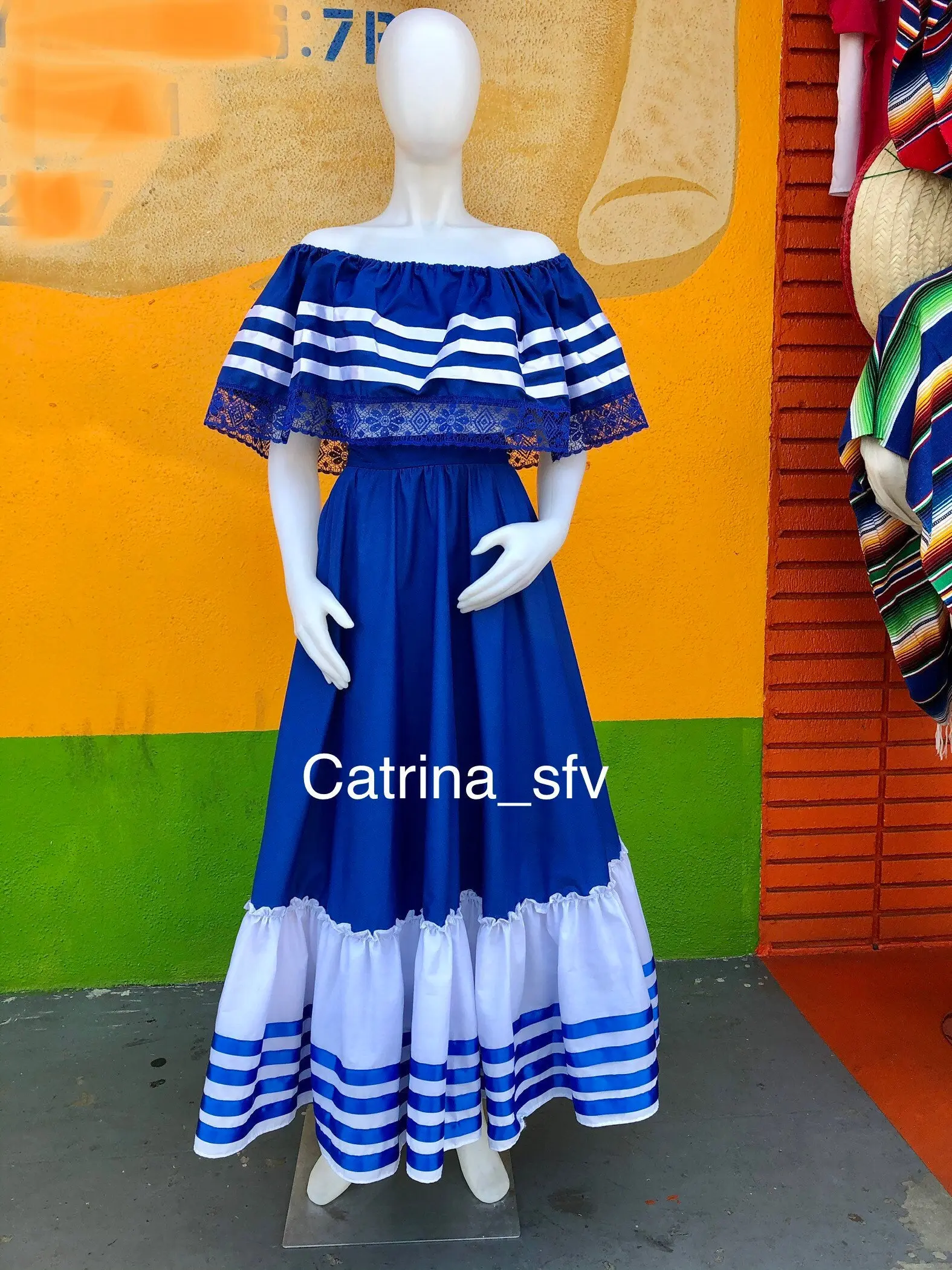 Skirt and blouse outfit from El Salvador,Honduras, Nicaragua off the shoulders ideal for a national or independence event
