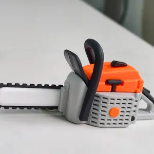 Creative Mini Chainsaw Hanging Ornament Random Color, Car Decor Personalized Chainsaw Shape, Backpack Decoration Universal Trendy Car Accessory