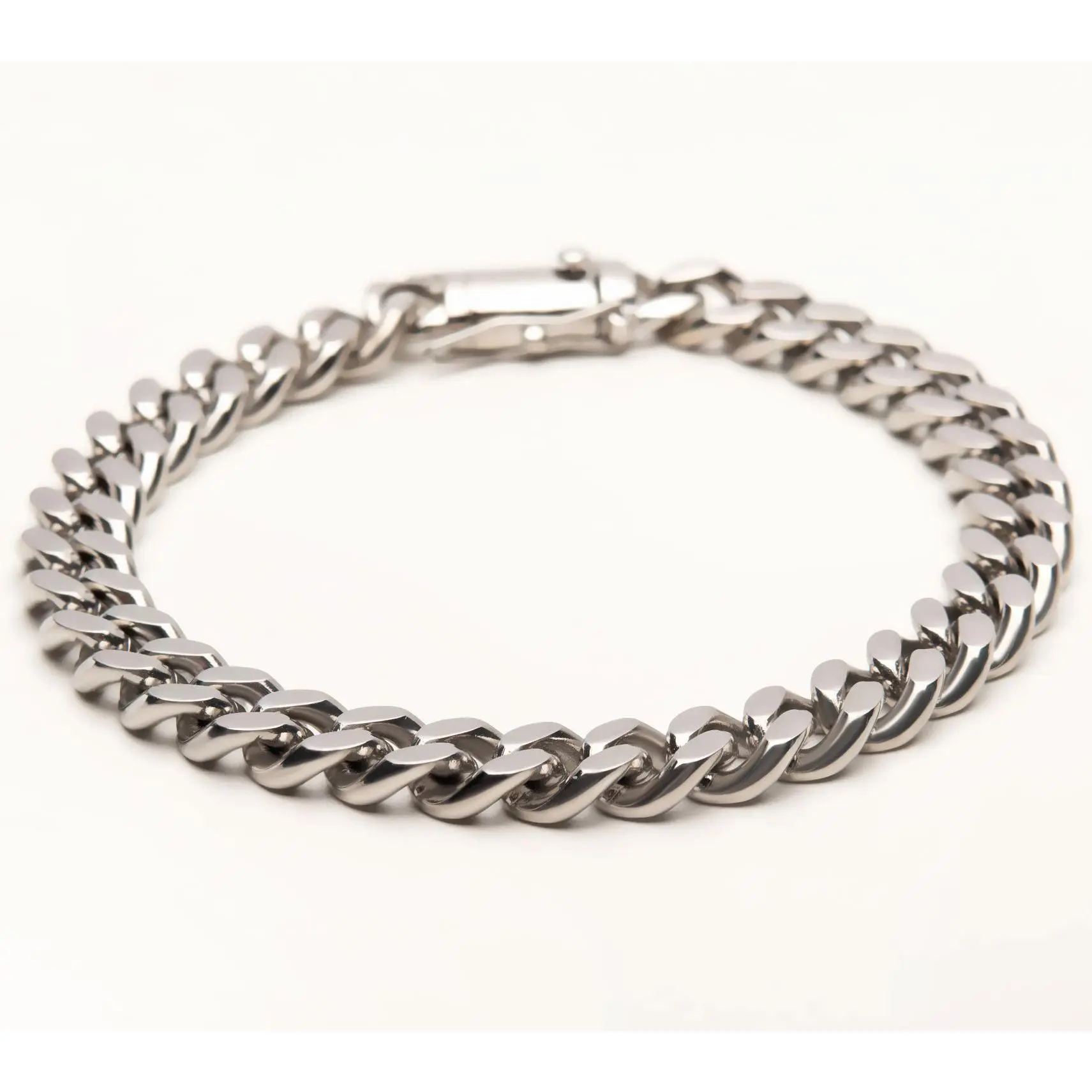 Verve Men's Stainless Steel Curb Link Bracelet Verve Men's Stainless Steel Curb Link Bracelet