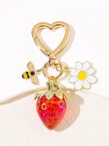Cute Strawberry & Bee Design Keychain, Fashionable Keychain for Women & Girls, Trendy All-match & Exquisite Keychain for Birthday Gift, Cute Charms Keychain, Stylish Keychain