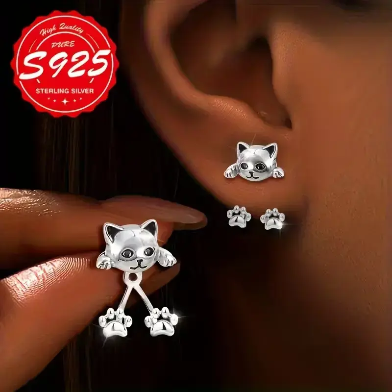 B A pair of pure silver lady cat paw pendant earrings, fashionable and creative, cute and adorable pet-themed