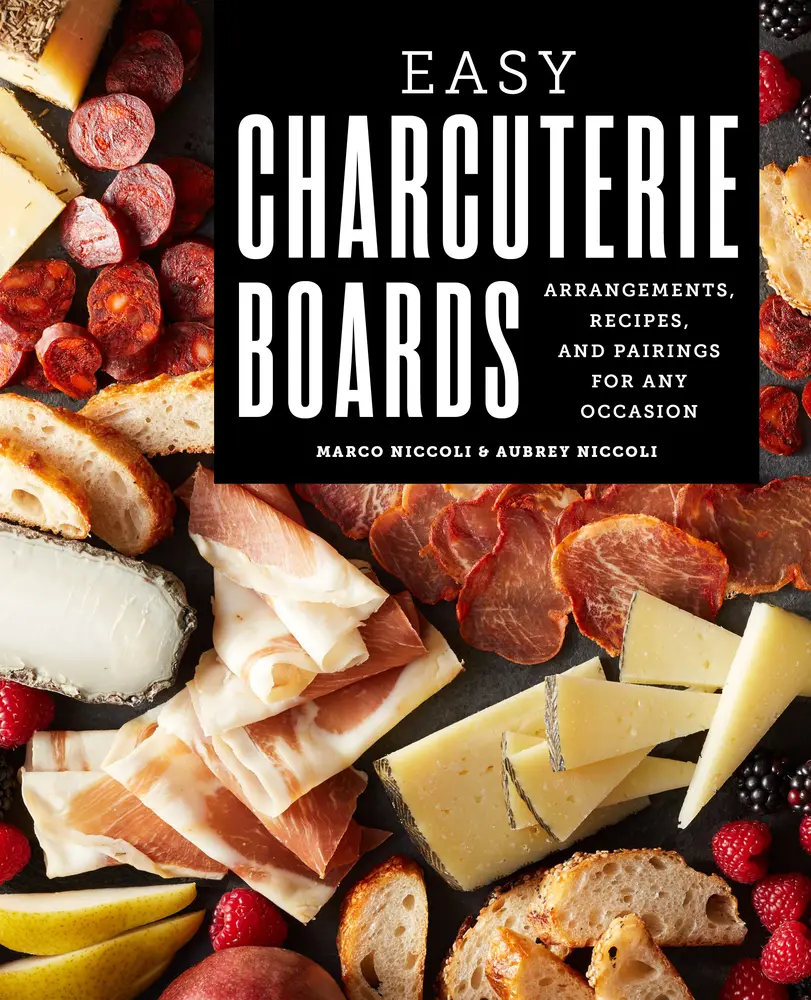 USED Book - Easy Charcuterie Boards: Arrangements, Recipes, and Pairings for Any Occasion by Niccoli, Marco (Paperback) - english