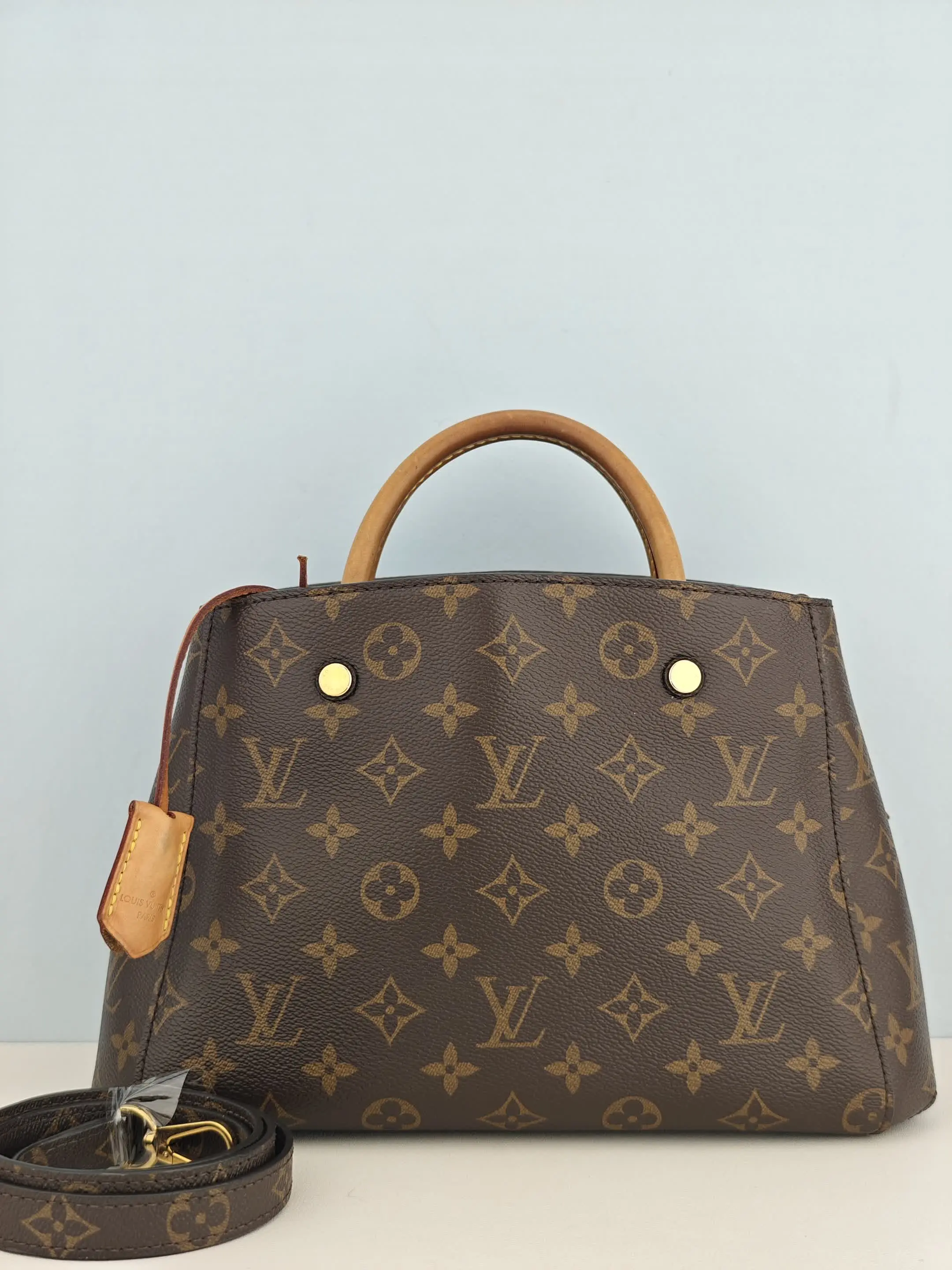 Pre-owned Monogram coated canvas with natural leather trim Crossbody Bags Louis Vuitton Monogram Canvas Montaigne BB Bag【CA4176】