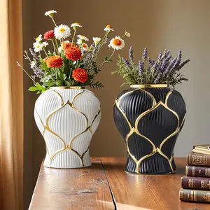 European Simple Creative Ceramic Flower Vase, Home Living Room Bedroom Desktop Decoration, Office Desk Table Ornament, Clay Pot Plant Holder