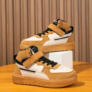 1 pair of boys’ sports shoes, large children’s casual sneakers, suitable for girls. Can be worn throughout the year. Comfortable, soft,