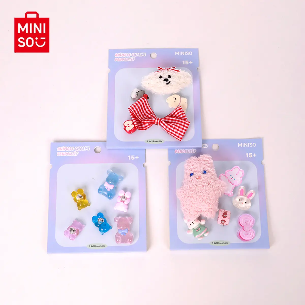 Miniso Cute Animal Faces Charms for Bags, Resin & Glass Bag Charm Set with Pandas & Bees, Collectibles for Hole Totes and Casual Wear, Friend Gifts, 1 Cm Diameter, Backpack Attachment Charms & Twillies