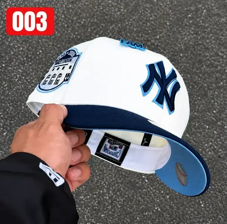 New Era New York Yankees 9FORTY A-Frame Snapback Hat – White Crown Red Brim – Adjustable MLB Baseball Cap